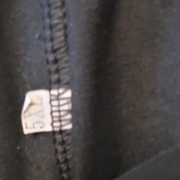 Ladies Pants with red floral embroidered 5XL or Plus 16 US - Picture 3 of 8